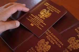Paszport Tymczasowy w UK Co Zrobić Kiedy Mamy Nieważny Paszport w UK